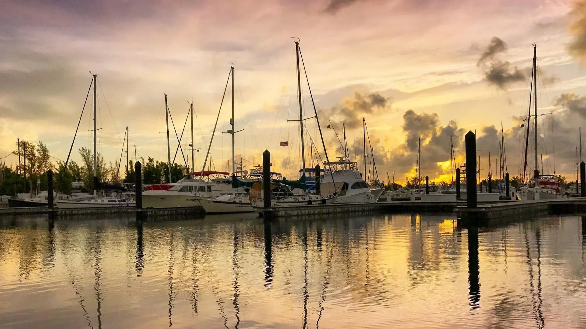 Sunrise Suites Tahiti Suite #104 Key West